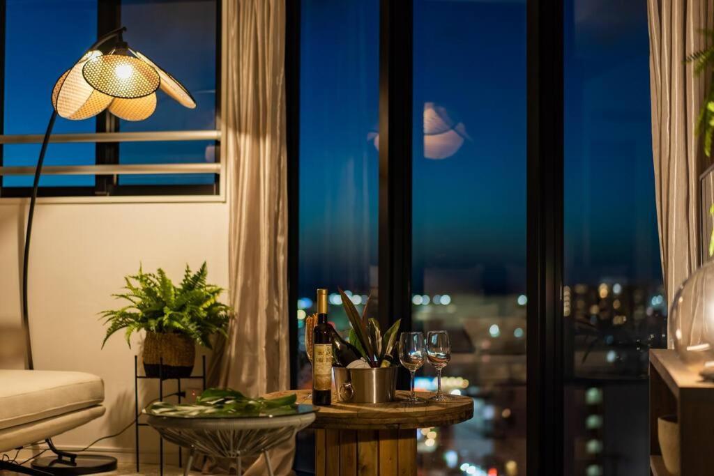 浦添The Penthouse Ginowan公寓 外观 照片